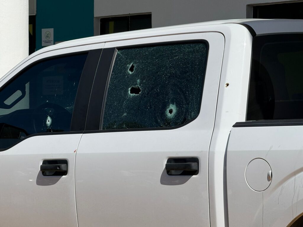 CAMIONETA DE ESCOLTAS. Víctimas de la violencia.