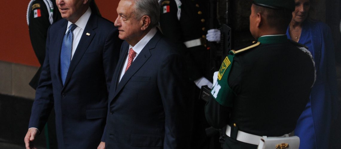 Llegada de Joe Biden, presidente de Estados Unidos, llega a Palacio Nacional, donde fue recibido por Andrés Manuel López Obrador, presidente de México.