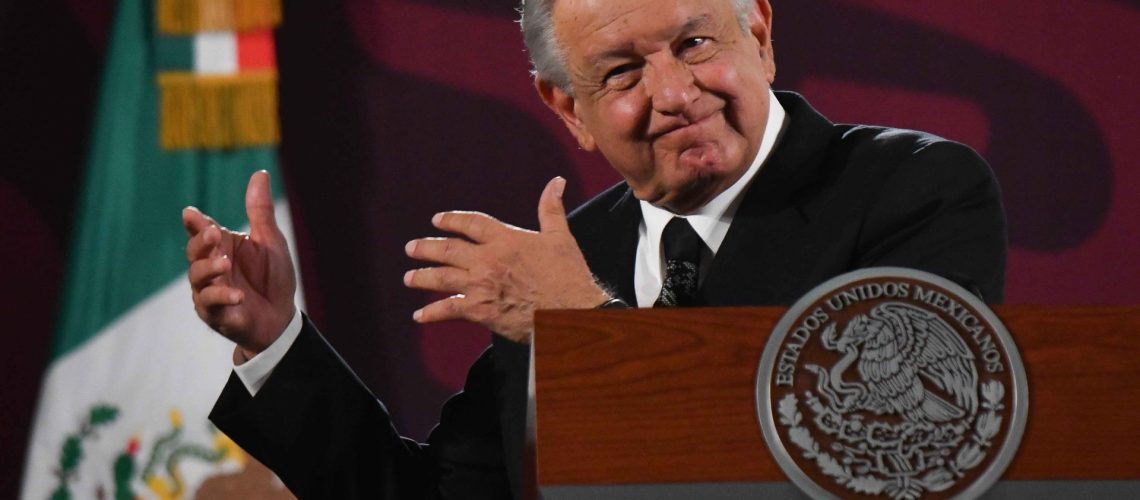 CIUDAD DE MÉXICO, 12JUNIO2024.- Andrés Manuel López Obrador, presidente de México, durante su intervención en la conferencia matutina realizada en Palacio Nacional.
FOTO: MARIO JASSO/CUARTOSCURO.COM