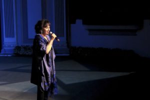 ELISA PÉREZ MEZA. En su última presentación en el Teatro Ángela Peralta, en Mazatlán.