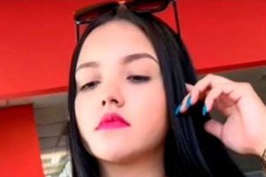 Leslie Paulina