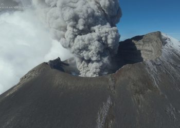 cráter volcan popocatepetl