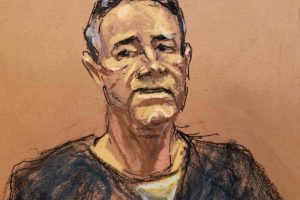 Boceto de Dámaso López Núñez el 'Licenciado' durante su testimonio en el juicio de Joaquín “El Chapo” Guzmán. (Foto: Efe)