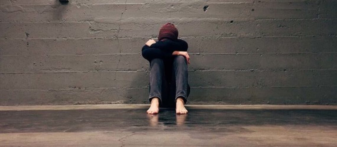 depresion-ansiedad-tdah-adultos-secretaria-salud-suicidio-2-14092022-700x438