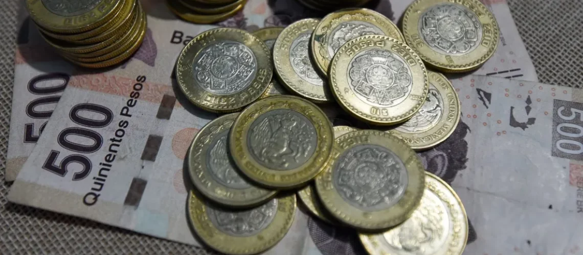 dinero-monedas-billetes-pesos-mexico