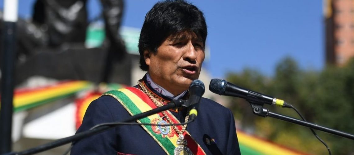 23 DE MARZO DEL 2018/LA PAZ
Evo Morales junto a  Autoridades nacionales y la  población en general participan de los actos cívicos en conmemoración al Día del Mar, en medio de los alegatos por la demanda maritima en contra de Chile, presentada en la Corte dd La Haya.
FOTO:AFKA/AGENCIAUNO