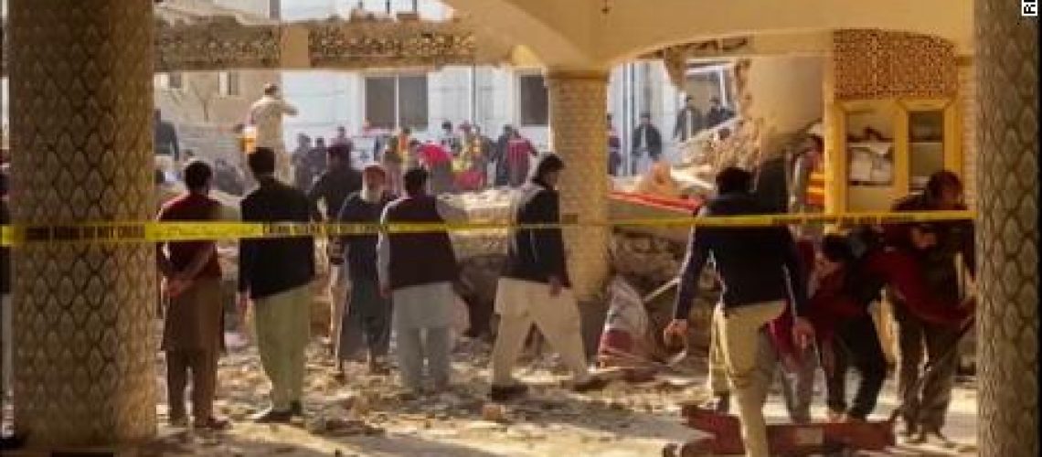 pakistan-explosion-mezquita-cnn