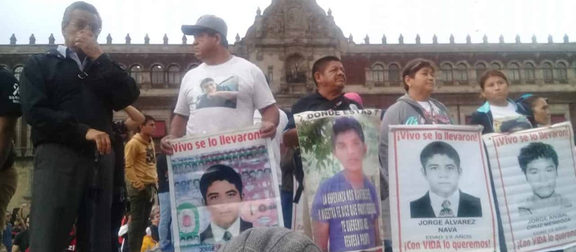 protesta-43 normalistas-ayotzinapa (5)