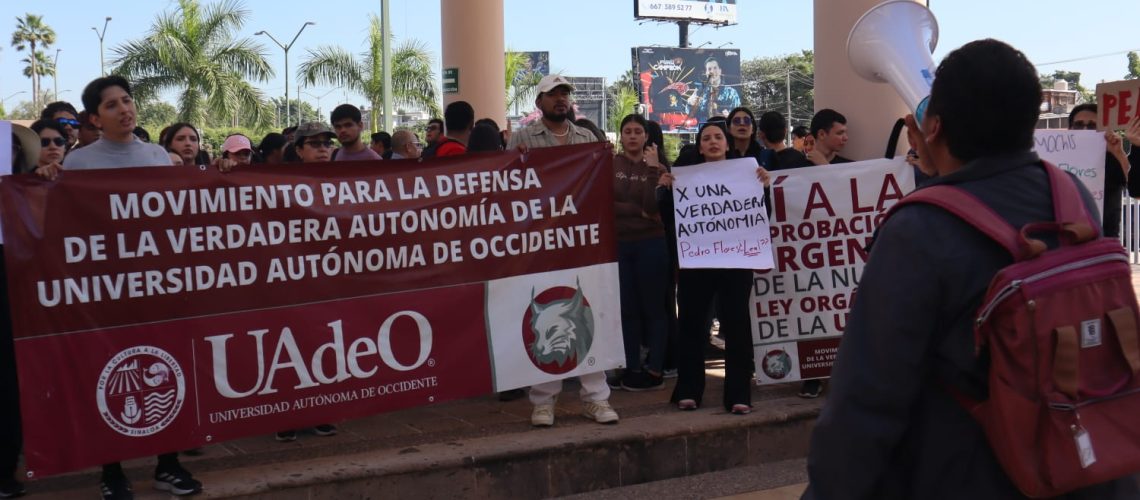 uadeo marcha