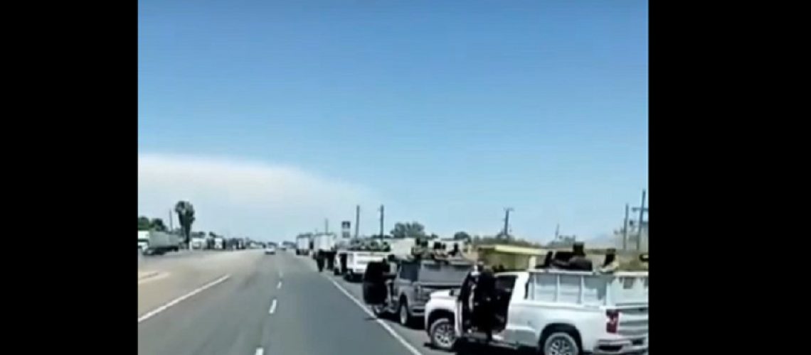 video-convoy hombres armados-guasave